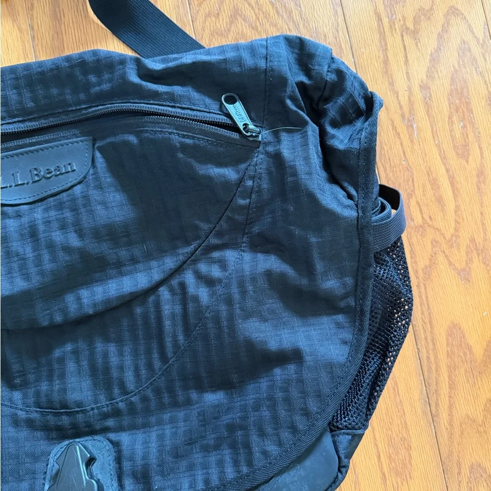 L.L. Bean Black Messenger Bag Tote